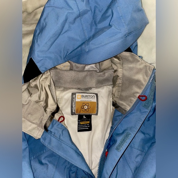 Burton Snowboards outer shell jacket. - Picture 2 of 3